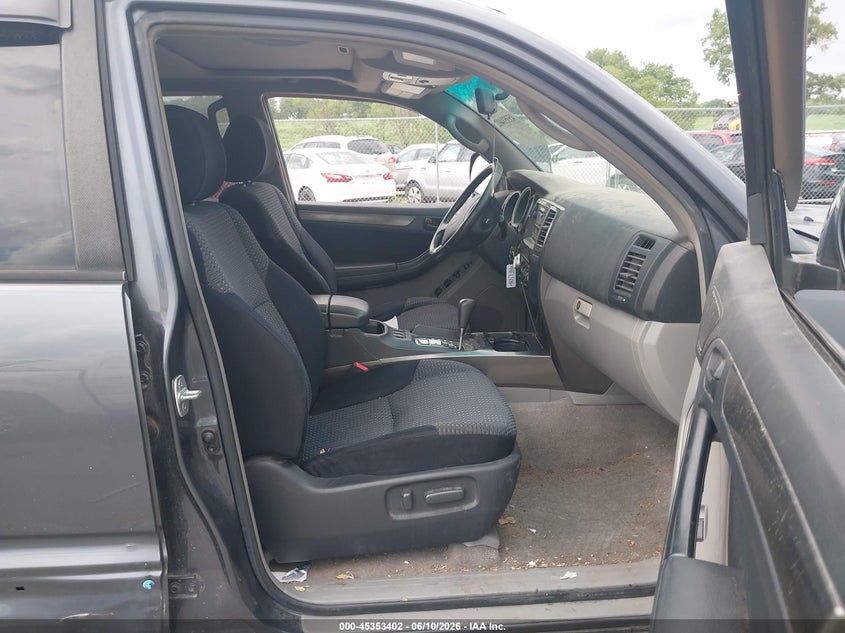 2006 Toyota 4runner VIN JTEBT14R868033414 IAAI salvage auction — RIGHT SIDE, Regular Certificate (Iowa), sold $3,900 on 2026-07-21 (photo 5)