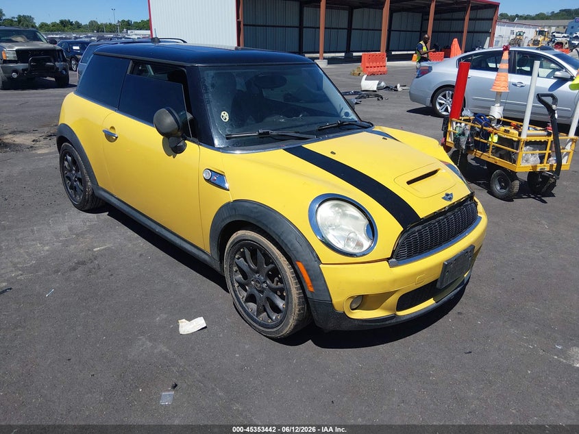 2009 Mini Cooper VIN WMWMF73589TT99460 IAAI salvage auction — LEFT FRONT, Salvage (Illinois), sold $800 on 2026-07-14 (photo 1)