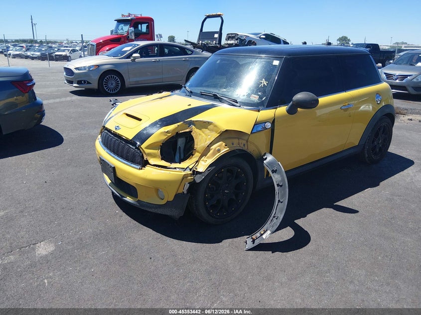 2009 Mini Cooper VIN WMWMF73589TT99460 IAAI salvage auction — LEFT FRONT, Salvage (Illinois), sold $800 on 2026-07-14 (photo 2)