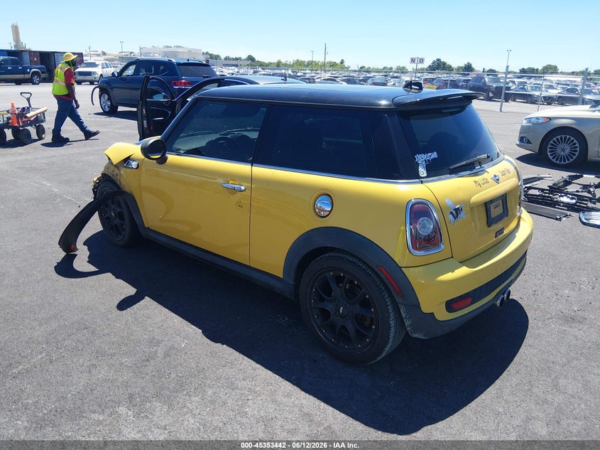 2009 Mini Cooper VIN WMWMF73589TT99460 IAAI salvage auction — LEFT FRONT, Salvage (Illinois), sold $800 on 2026-07-14 (photo 3)