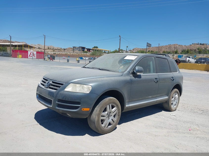2004 Volkswagen Touareg VIN WVGCM77L44D045494 IAAI salvage auction — REAR END, Clear - Dealer Only (California), sold $575 on 2026-07-08 (photo 2)