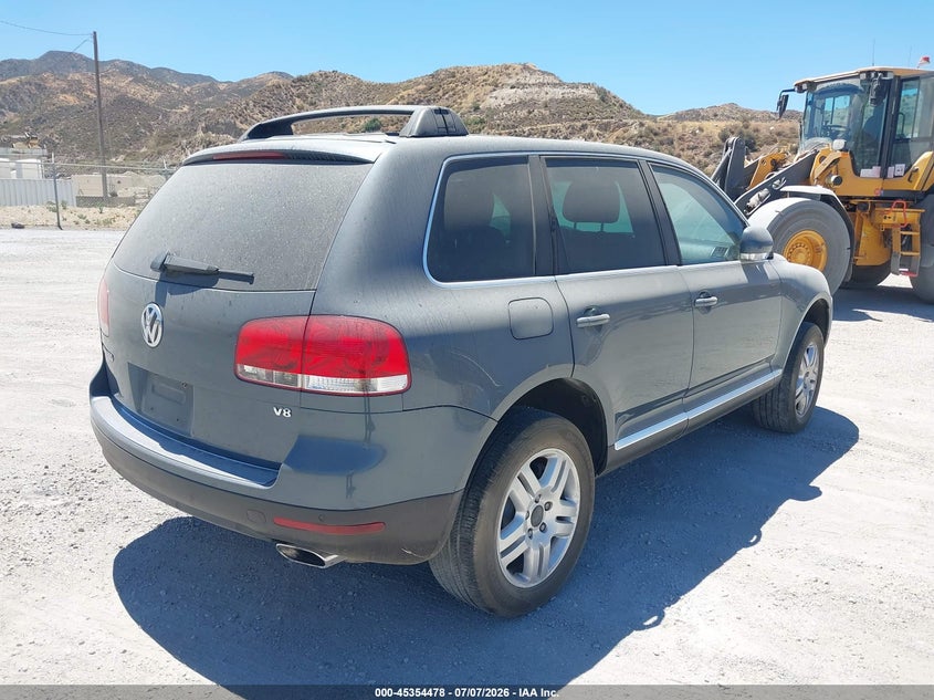 2004 Volkswagen Touareg VIN WVGCM77L44D045494 IAAI salvage auction — REAR END, Clear - Dealer Only (California), sold $575 on 2026-07-08 (photo 4)