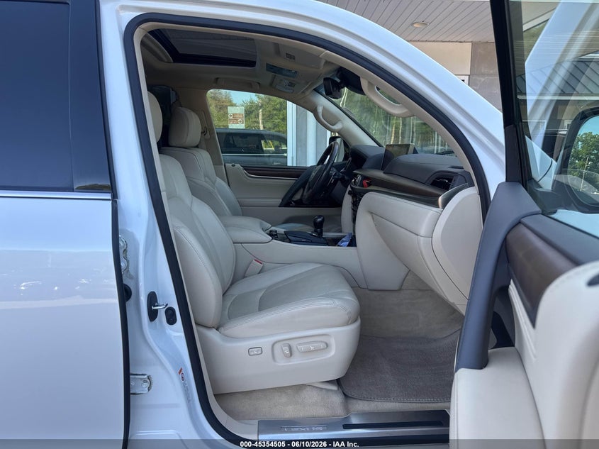 2016 Lexus Lx 570 VIN JTJHY7AX3G4213685 IAAI salvage auction — Normal Wear & Tear, Clear, sold $46,725 on 2026-07-08 (photo 5)