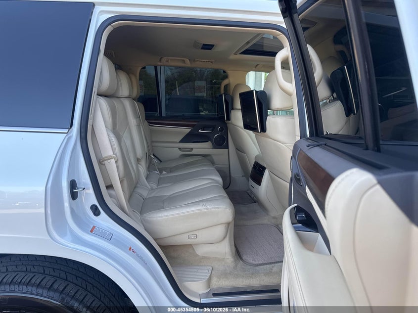 2016 Lexus Lx 570 VIN JTJHY7AX3G4213685 IAAI salvage auction — Normal Wear & Tear, Clear, sold $46,725 on 2026-07-08 (photo 8)