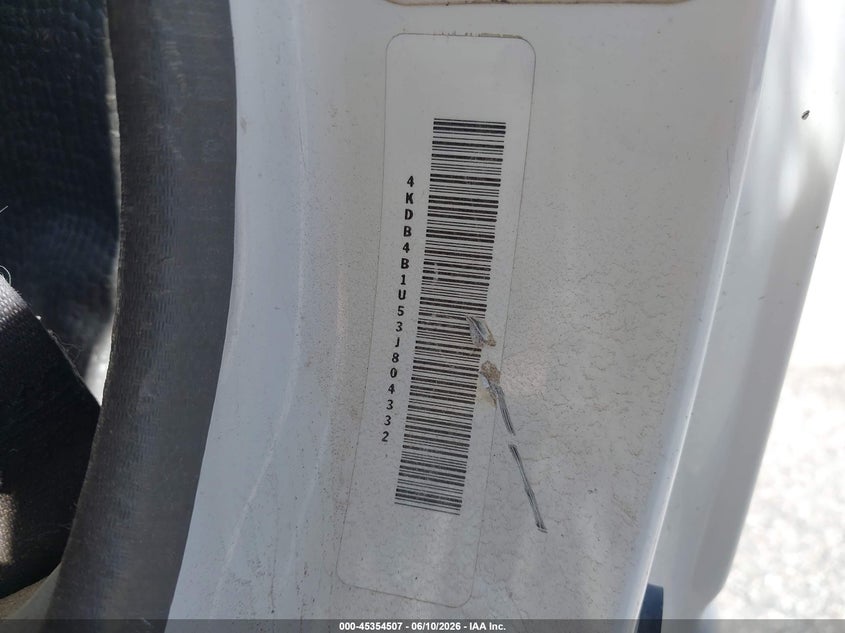 2003 Isuzu Npr VIN 4KLB4B1UX3J804332 IAAI salvage auction — FRONT & REAR, Clear (Utah), sold $25 on 2026-07-09 (photo 8)