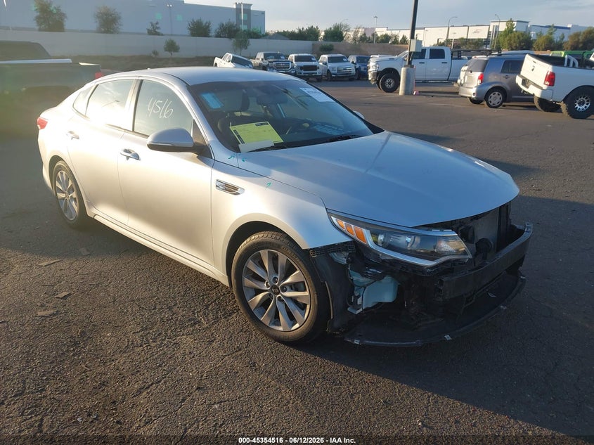 2018 Kia Optima VIN 5XXGT4L30JG263074 IAAI salvage auction — LEFT FRONT, Salvage Title, sold $3,150 on 2026-07-10 (photo 1)
