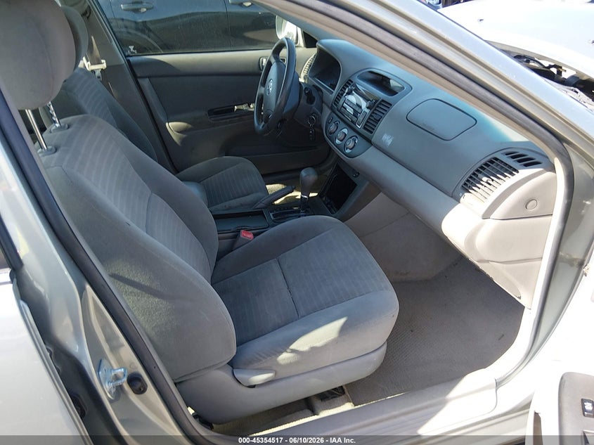 2005 Toyota Camry VIN 4T1BE32K15U571714 IAAI salvage auction — NORMAL WEAR, Salvage (California), sold $575 on 2026-07-09 (photo 5)