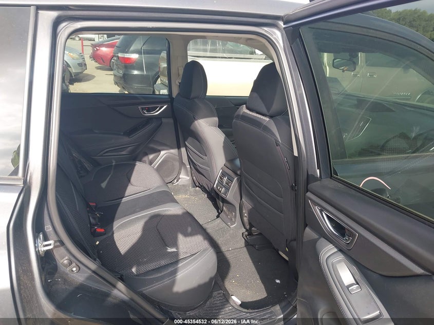 2023 Subaru Forester VIN JF2SKAEC4PH438030 IAAI salvage auction — REAR END, Original (Texas), sold $7,100 on 2026-07-29 (photo 8)