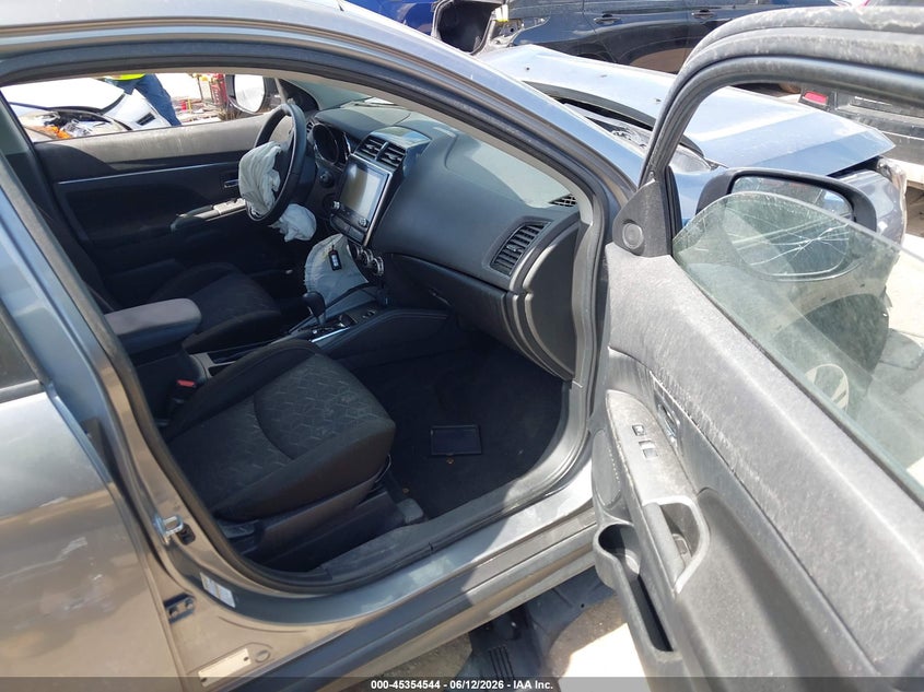 2021 Mitsubishi Outlander VIN JA4ARUAU3MU014129 IAAI salvage auction — FRONT END, Salvage Title, sold $800 on 2026-07-22 (photo 5)