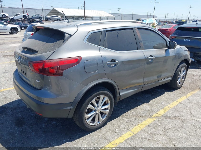 2018 Nissan Rogue VIN JN1BJ1CP5JW185149 IAAI salvage auction — NORMAL WEAR, Salvage Title - Dealer (California), sold $1,550 on 2026-07-21 (photo 4)