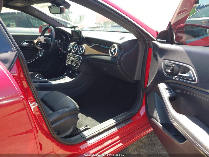 2014 Mercedes-benz Cla-klasse VIN WDDSJ4EB9EN137204 IAAI salvage auction — RIGHT FRONT, Salvage (California), sold $875 on 2026-07-17 (photo 5)