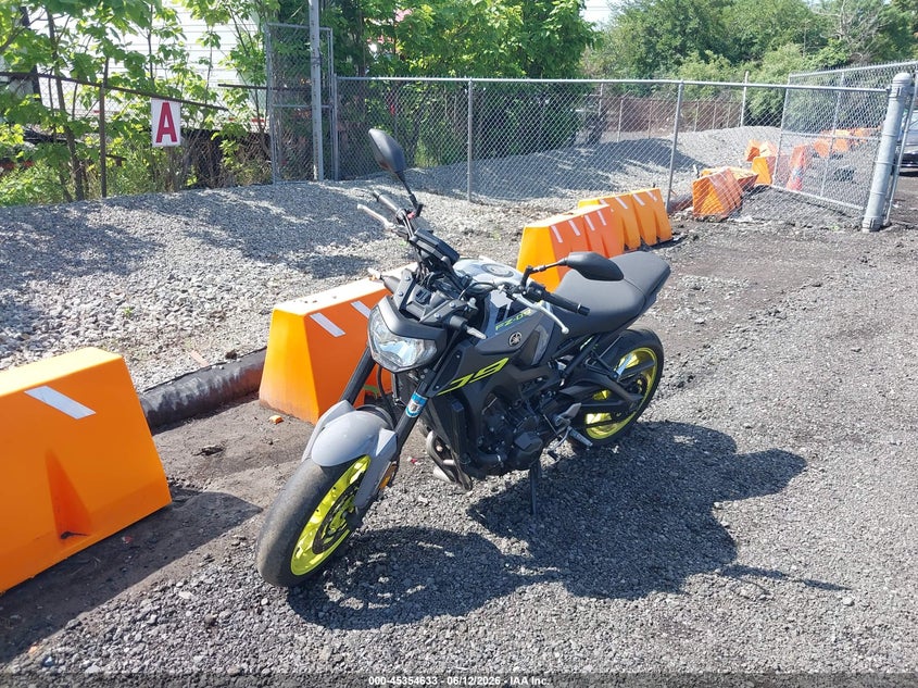 2016 Yamaha Fz VIN JYARN33E3GA011785 IAAI salvage auction — FRONT END, Salvage (New Jersey), sold $725 on 2026-07-21 (photo 2)