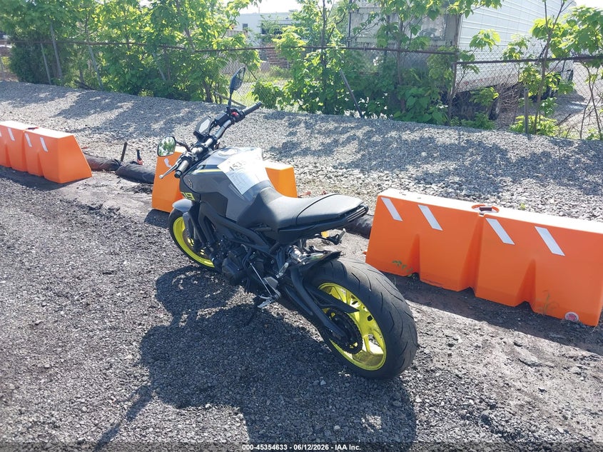 2016 Yamaha Fz VIN JYARN33E3GA011785 IAAI salvage auction — FRONT END, Salvage (New Jersey), sold $725 on 2026-07-21 (photo 3)