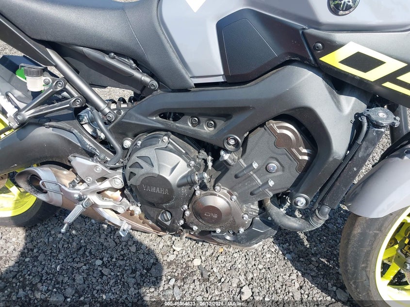 2016 Yamaha Fz VIN JYARN33E3GA011785 IAAI salvage auction — FRONT END, Salvage (New Jersey), sold $725 on 2026-07-21 (photo 8)