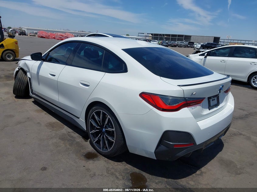 2024 BMW VIN WBY73AW08RFS33006 IAAI salvage auction — FRONT END, Salvage Title, sold $16,000 on 2026-07-23 (photo 3)