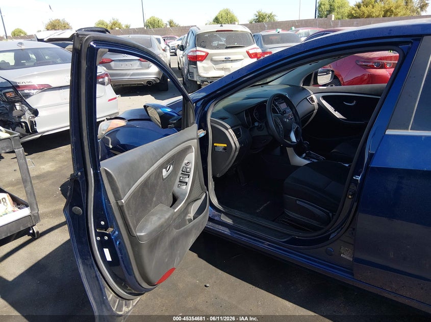 2013 Hyundai Elantra VIN KMHD35LE8DU108471 IAAI salvage auction — FRONT END, Salvage Title, sold $425 on 2026-07-17 (photo 5)