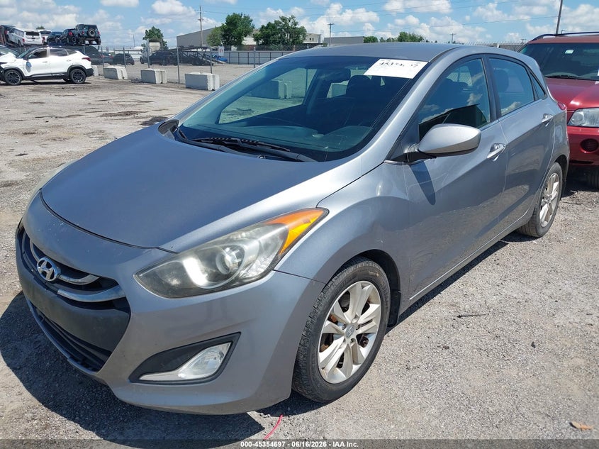 2013 Hyundai Elantra VIN KMHD35LE8DU031066 IAAI salvage auction — NORMAL WEAR, Clear (Oklahoma), sold $550 on 2026-07-07 (photo 2)