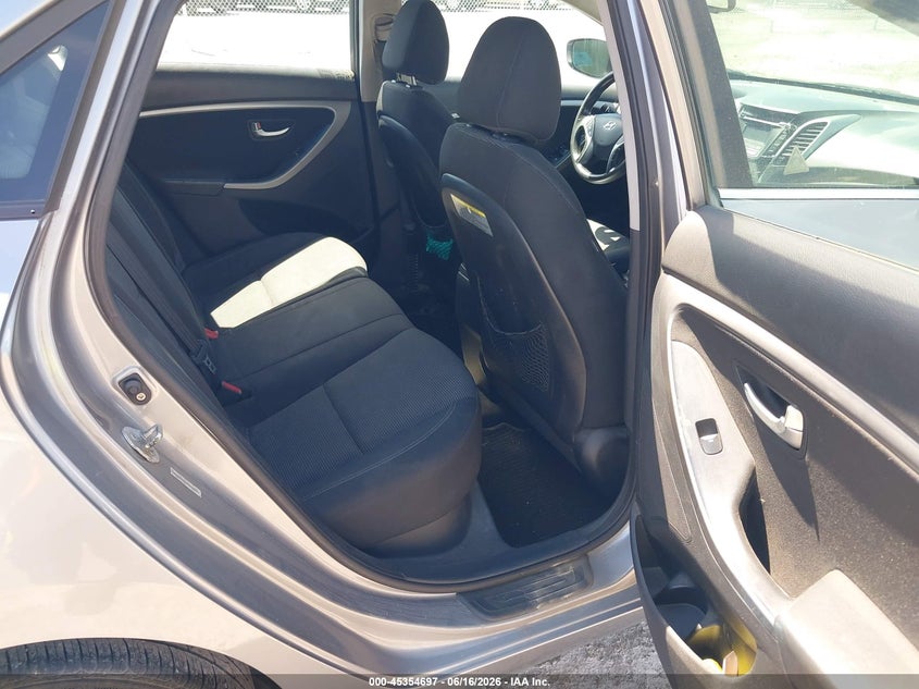 2013 Hyundai Elantra VIN KMHD35LE8DU031066 IAAI salvage auction — NORMAL WEAR, Clear (Oklahoma), sold $550 on 2026-07-07 (photo 8)