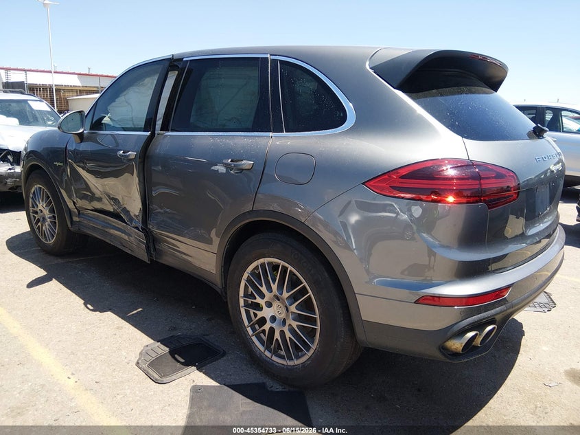 2015 Porsche Cayenne VIN WP1AE2A29FLA52010 IAAI salvage auction — LEFT SIDE, Salvage (Colorado), sold $6,300 on 2026-08-04 (photo 3)
