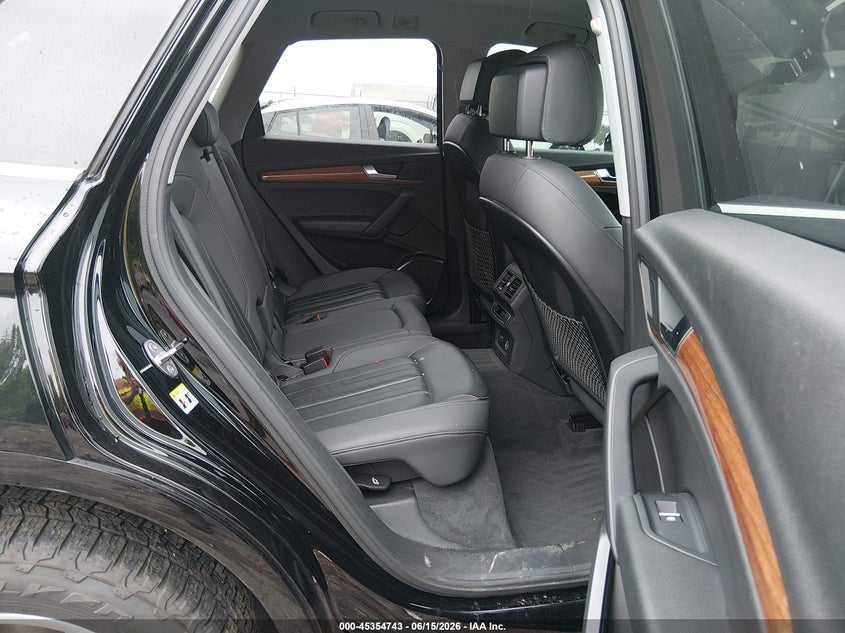 2021 Audi Q5 VIN WA1AAAFY9M2002533 IAAI salvage auction — FRONT END, Salvage (Mississippi), sold $6,450 on 2026-07-24 (photo 8)