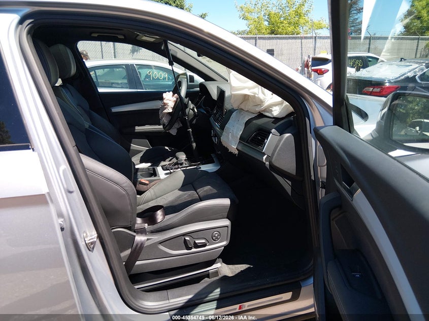2024 Audi Q5 VIN WA1E2AFY3R2139764 IAAI salvage auction — FRONT END, Salvage Title, sold $17,500 on 2026-07-15 (photo 5)