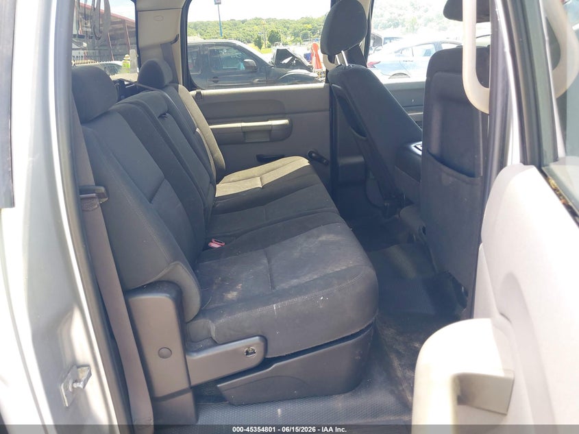 2011 Chevrolet Silverado 1500 VIN 3GCPKPE39BG406216 IAAI salvage auction — FRONT END, Salvage (Illinois), sold $1,450 on 2026-07-17 (photo 8)