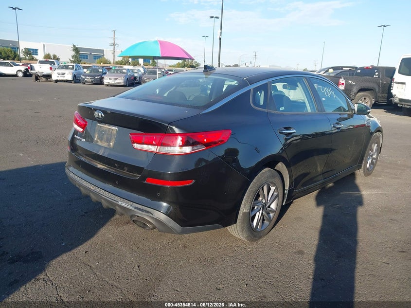 2020 Kia Optima VIN 5XXGT4L38LG394319 IAAI salvage auction — LEFT SIDE, Salvage Title, sold $1,950 on 2026-07-31 (photo 4)