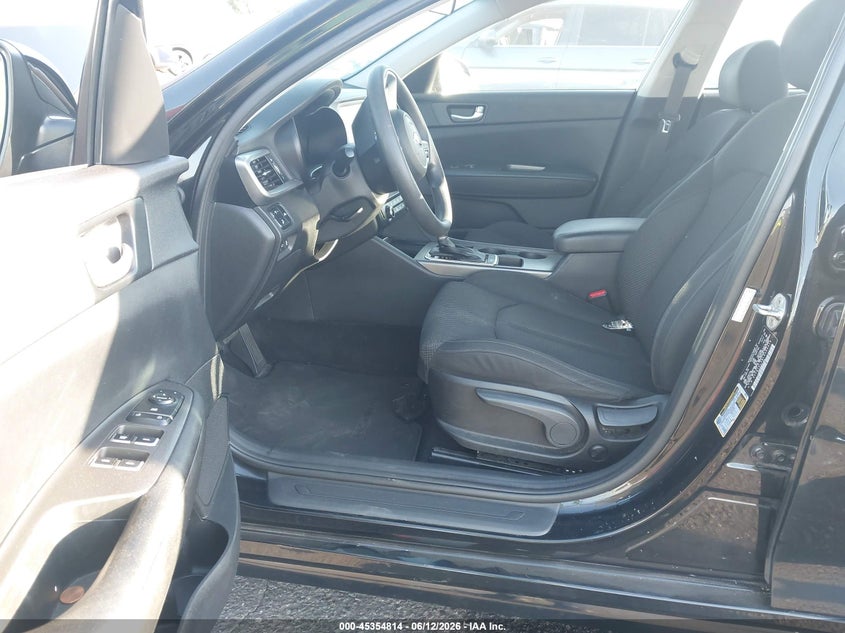 2020 Kia Optima VIN 5XXGT4L38LG394319 IAAI salvage auction — LEFT SIDE, Salvage Title, sold $1,950 on 2026-07-31 (photo 5)