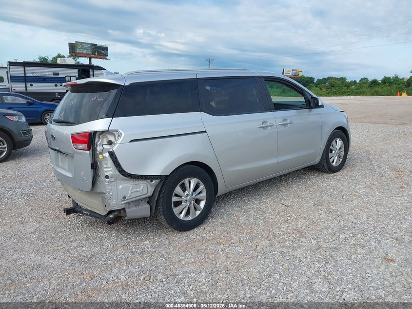 2015 Kia SEDONA VIN KNDMB5C12F6041457 IAAI salvage auction — REAR END, Salvage (Missouri), sold $800 on 2026-07-13 (photo 4)