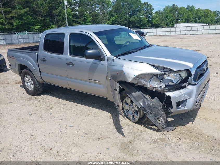 2015 Toyota Tacoma VIN 5TFLU4ENXFX146869 IAAI salvage auction — RIGHT FRONT, Salvage (Idaho), sold $8,850 on 2026-07-30 (photo 1)