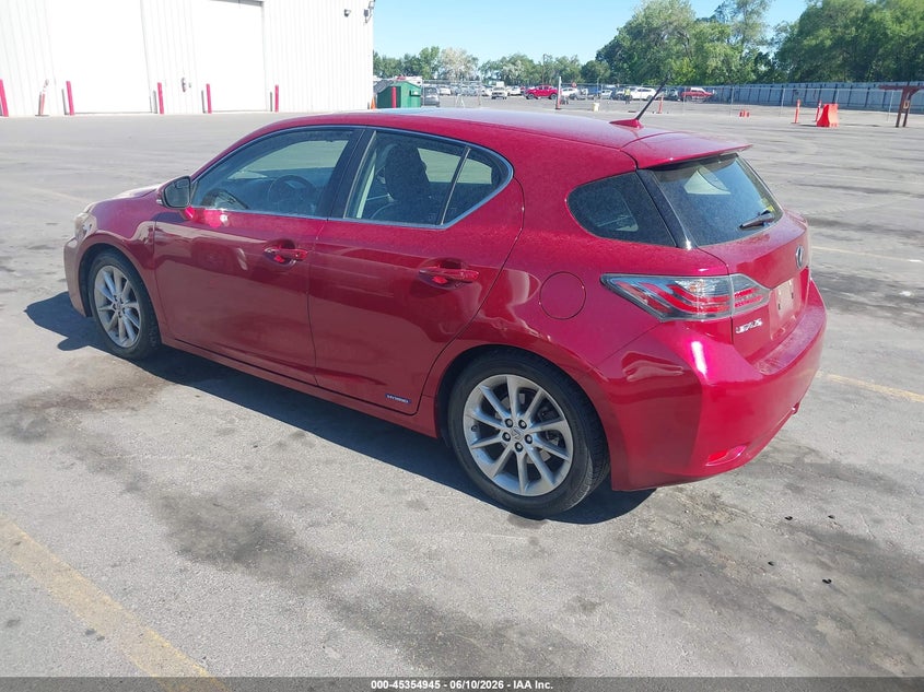 2013 Lexus Ct VIN JTHKD5BHXD2138005 IAAI salvage auction — RIGHT FRONT, Salvage Title, sold $1,550 on 2026-07-09 (photo 3)