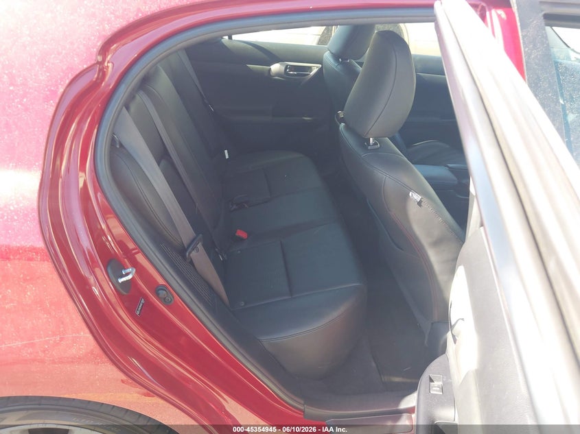 2013 Lexus Ct VIN JTHKD5BHXD2138005 IAAI salvage auction — RIGHT FRONT, Salvage Title, sold $1,550 on 2026-07-09 (photo 8)