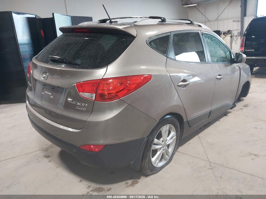 2013 Hyundai Tucson VIN KM8JUCAC8DU686544 IAAI salvage auction — RIGHT FRONT, Salvage (Illinois), sold $1,350 on 2026-07-16 (photo 4)