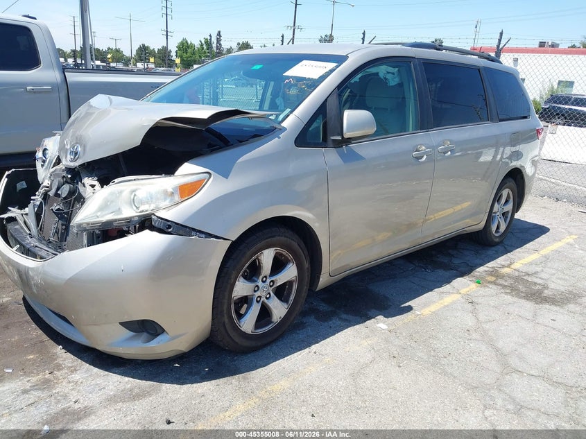 2017 Toyota Sienna VIN 5TDKZ3DC2HS841184 IAAI salvage auction — FRONT END, Salvage (California), sold $2,200 on 2026-07-21 (photo 2)