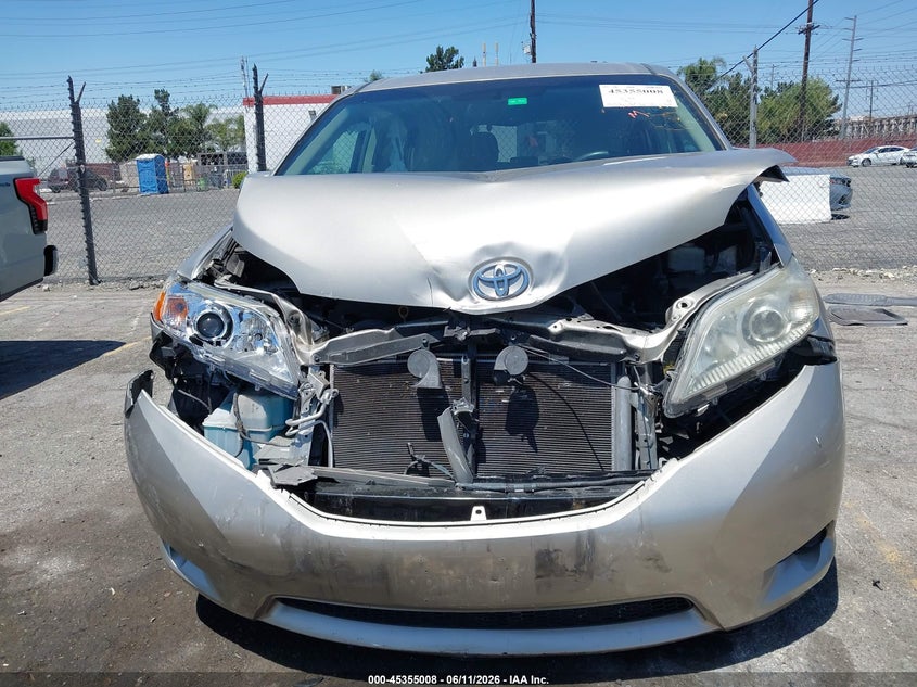 2017 Toyota Sienna VIN 5TDKZ3DC2HS841184 IAAI salvage auction — FRONT END, Salvage (California), sold $2,200 on 2026-07-21 (photo 6)