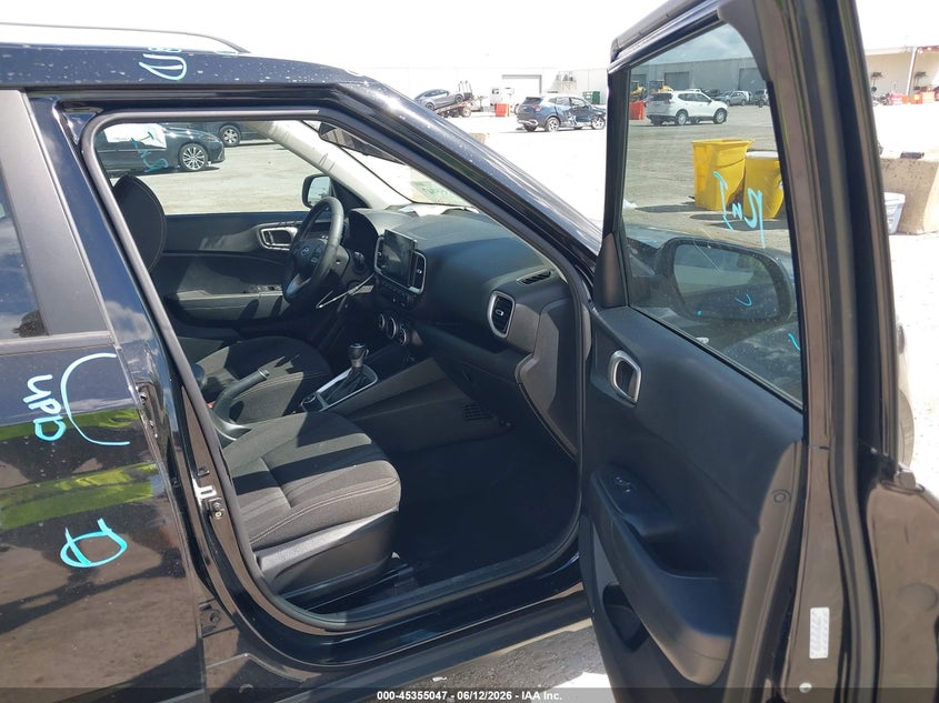 2022 Hyundai Venue VIN KMHRC8A31NU167629 IAAI salvage auction — HAIL, Salvage Title, sold $9,500 on 2026-08-19 (photo 5)