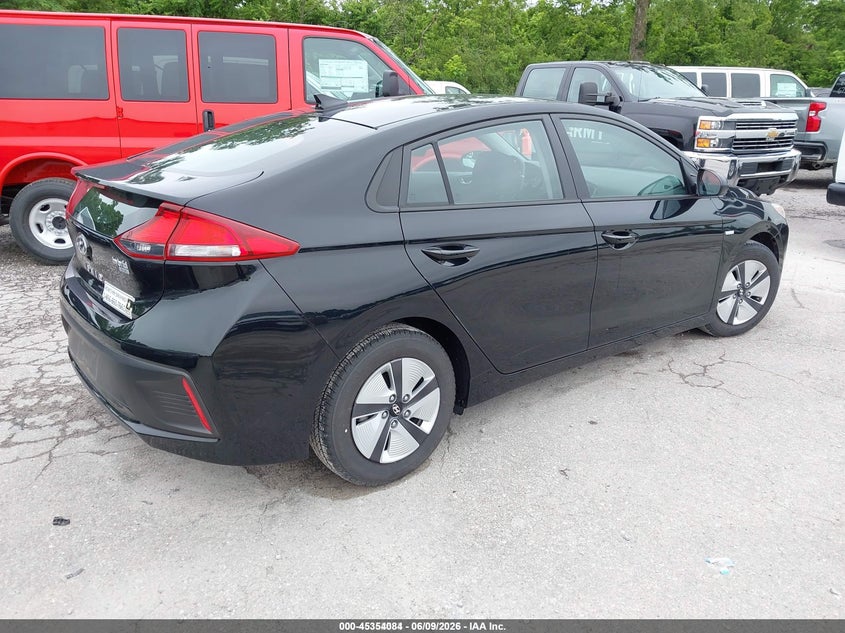 2018 Hyundai Ioniq hybrid VIN KMHC65LC3JU076509 IAAI salvage auction — NORMAL WEAR, Sf97 (Kentucky), sold $11,800 on 2026-07-15 (photo 4)