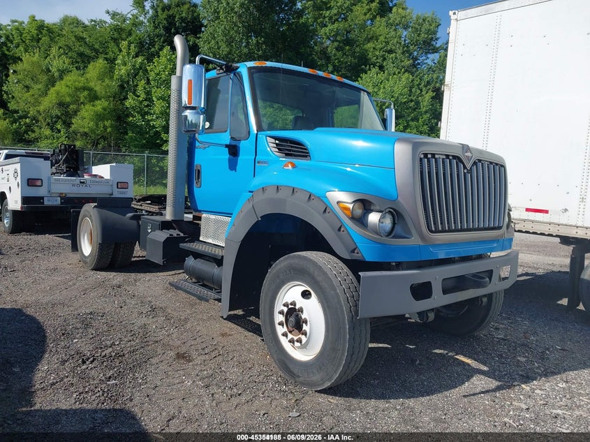 2013 International 7000-series VIN 1HSGPSHR2DJ385366 IAAI salvage auction — NORMAL WEAR, Sf97 (Kentucky), sold $25 on 2026-07-20 (photo 1)
