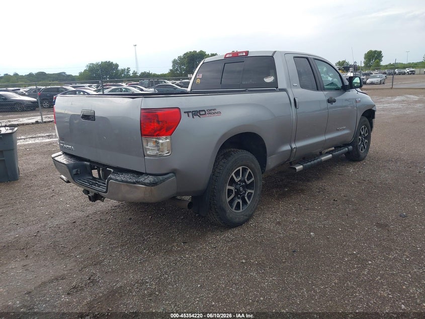2013 Toyota Tundra VIN 5TFRY5F16DX142458 IAAI salvage auction — FRONT & REAR, Salvage (Illinois), sold $4,100 on 2026-07-22 (photo 4)