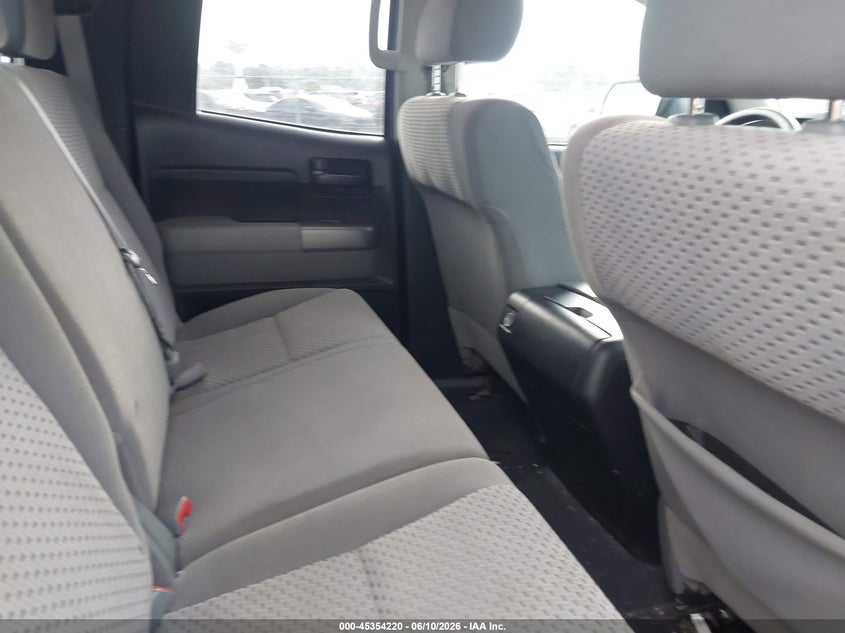 2013 Toyota Tundra VIN 5TFRY5F16DX142458 IAAI salvage auction — FRONT & REAR, Salvage (Illinois), sold $4,100 on 2026-07-22 (photo 8)