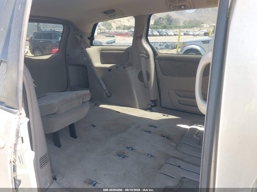 2005 Toyota Sienna VIN 5TDZA23C25S318793 IAAI salvage auction — NORMAL WEAR, Clear - Dealer Only (California), sold $450 on 2026-07-21 (photo 8)