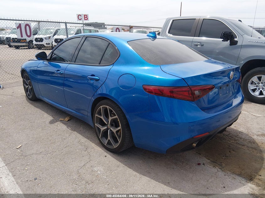 2018 Alfa romeo Giulia VIN ZARFAECN7J7578414 IAAI salvage auction — FRONT END, Salvage Title, sold $6,300 on 2026-08-21 (photo 3)