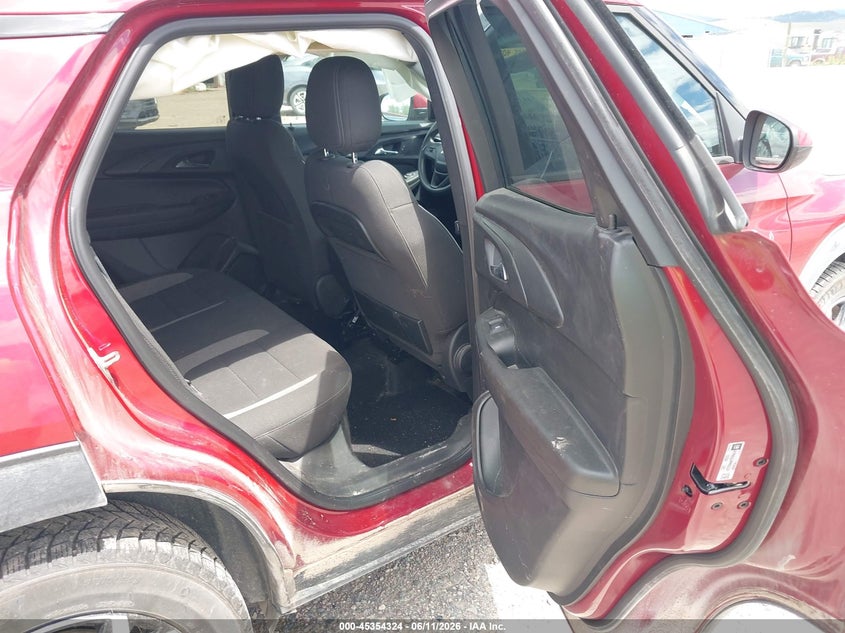 2021 Chevrolet Trailblazer VIN KL79MRSL8MB032712 IAAI salvage auction — REAR END, Salvage (Montana), sold $25 on 2026-07-29 (photo 8)