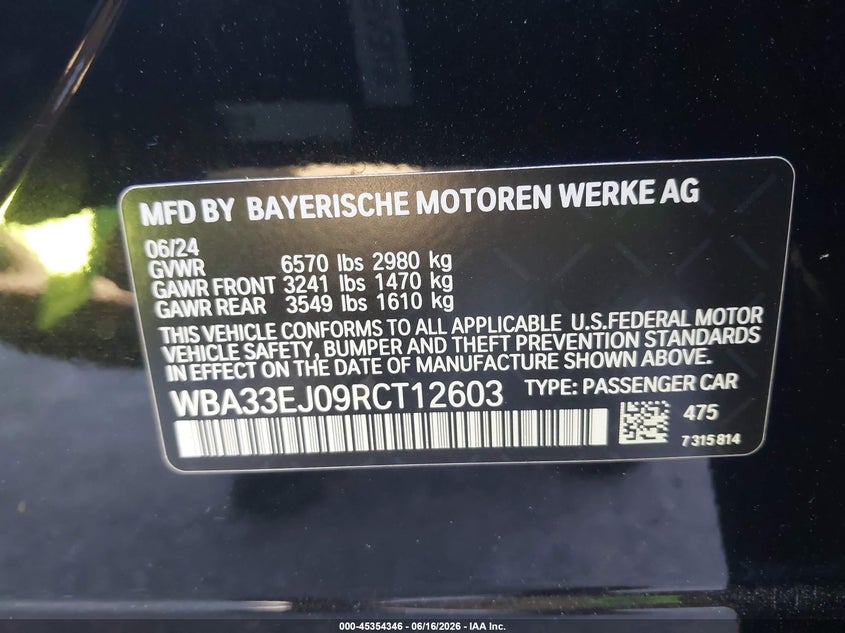 2024 BMW 7er VIN WBA33EJ09RCT12603 IAAI salvage auction — REAR END, Salvage Title, sold $50,500 on 2026-08-17 (photo 9)