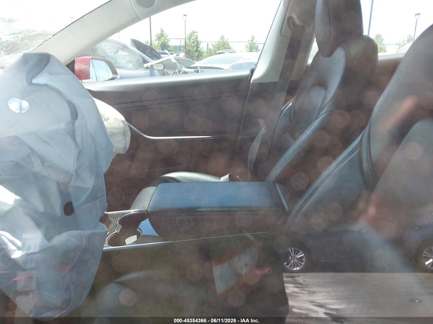 2019 Tesla Model 3 VIN 5YJ3E1EA9KF311422 IAAI salvage auction — LEFT FRONT, Salvage Title, sold $2,800 on 2026-07-17 (photo 5)