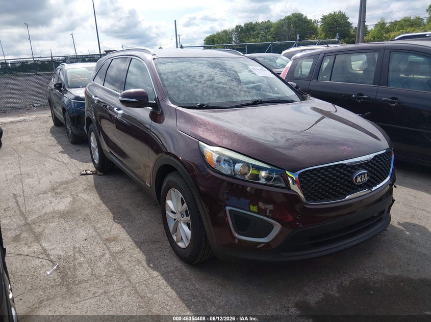 2018 Kia Sorento VIN 5XYPGDA32JG402155 IAAI salvage auction — LEFT FRONT, Salvage Title, sold $1,900 on 2026-07-28 (photo 1)