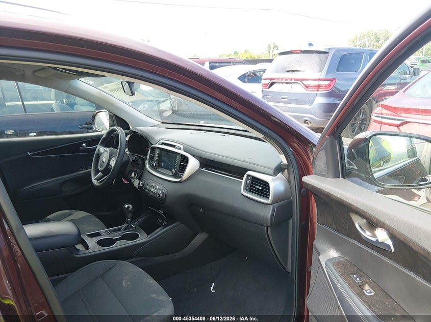 2018 Kia Sorento VIN 5XYPGDA32JG402155 IAAI salvage auction — LEFT FRONT, Salvage Title, sold $1,900 on 2026-07-28 (photo 5)