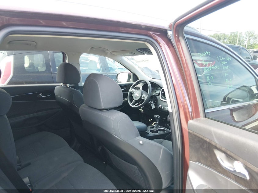 2018 Kia Sorento VIN 5XYPGDA32JG402155 IAAI salvage auction — LEFT FRONT, Salvage Title, sold $1,900 on 2026-07-28 (photo 8)