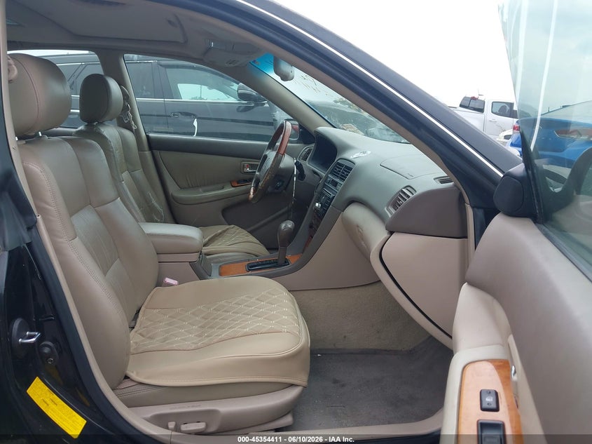 2001 Lexus ES VIN JT8BF28G010317927 IAAI salvage auction — NORMAL WEAR, Clear (Arkansas), sold $400 on 2026-07-08 (photo 5)