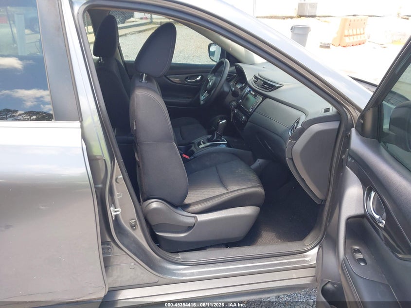 2018 Nissan Rogue VIN KNMAT2MT9JP500663 IAAI salvage auction — NORMAL WEAR, Clear (Mississippi), sold $1,025 on 2026-07-17 (photo 5)